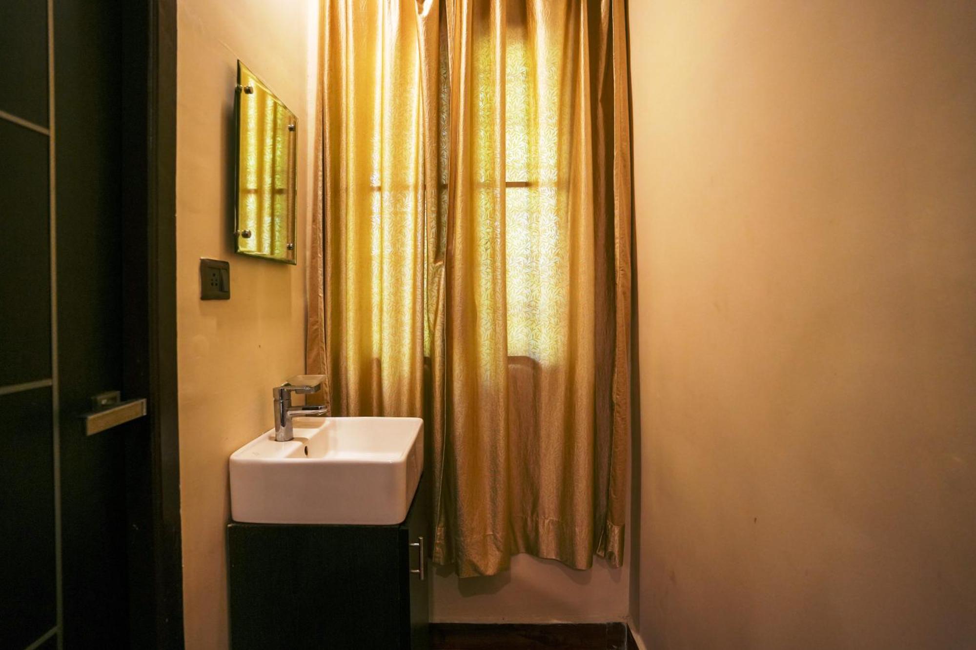 La Courtyard Hotel Pondicherry Luaran gambar