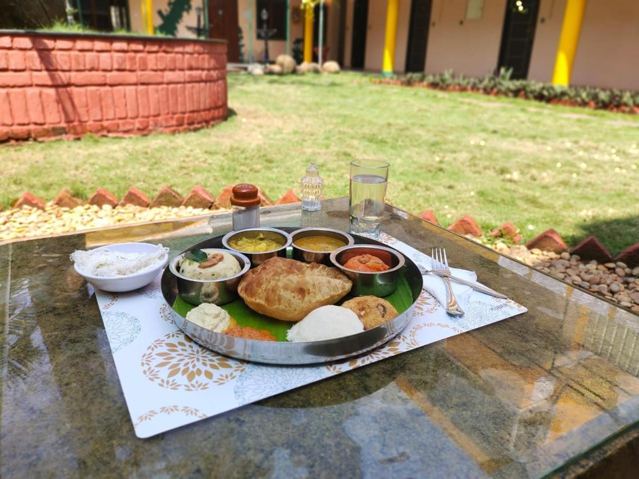 La Courtyard Hotel Pondicherry Luaran gambar